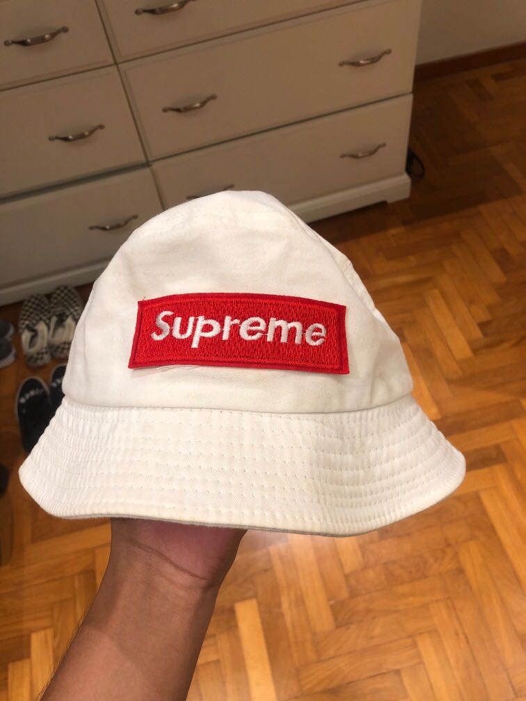 Supreme white deals bucket hat