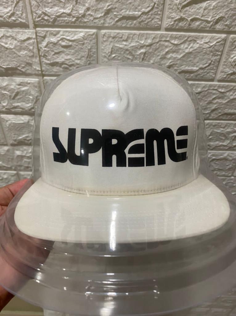 Supreme Cap (Category: Cap & Hats) located in Ulu Tiram. Submitted by cingcengcong (Listing ID 1175758421, Image 1). Description: SurfStyle 5 Panel original item cond 9/10 nego till lego.