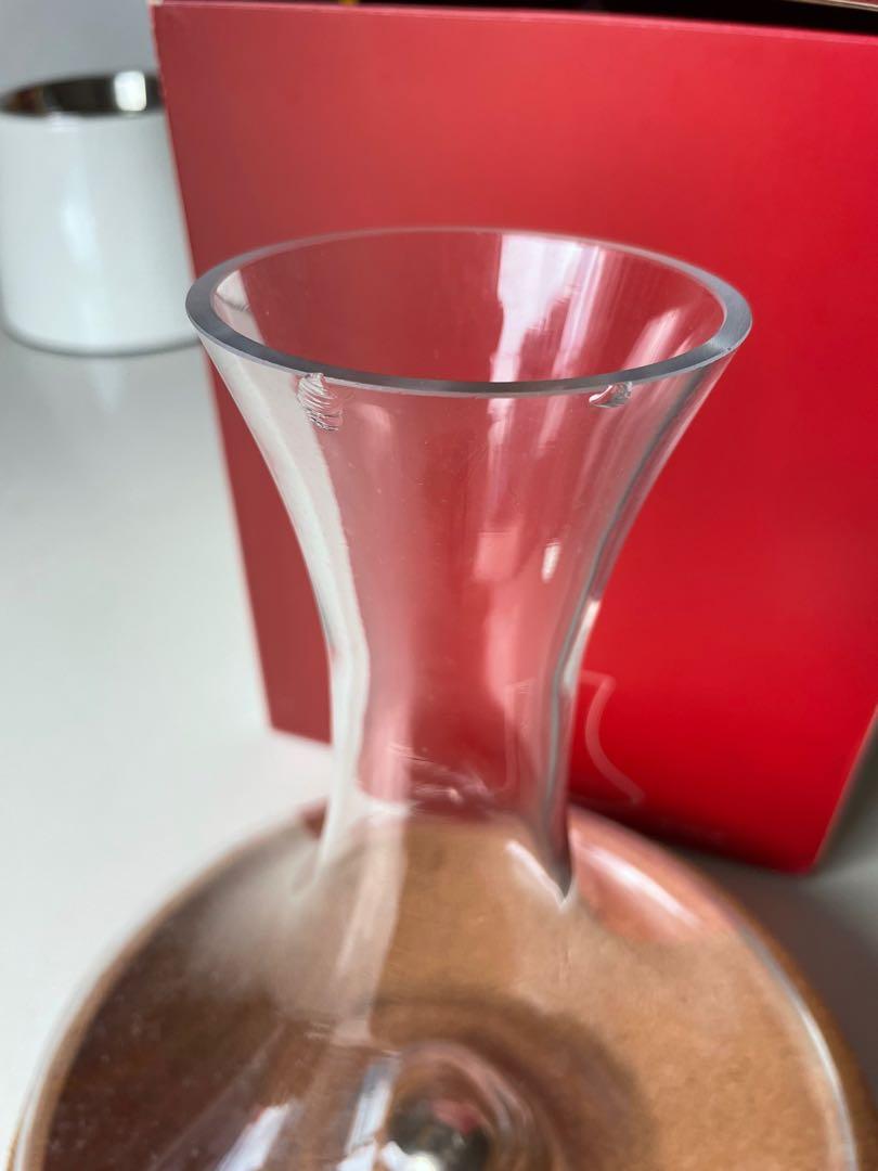 Swirling Carafe, TV & Home Appliances, Kitchen Appliances, Wine Cellar & Storage on Carousell