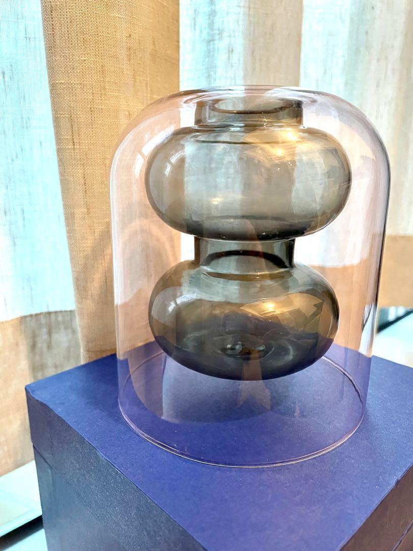 Designer Tom Dixon Bump Vase, 傢俬＆家居, 家居裝飾, 花瓶園藝- Carousell