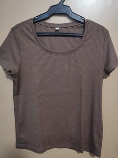 (Category: ) located in . Submitted by thrift28original (Listing ID 1175765365, Image 1). Description: .