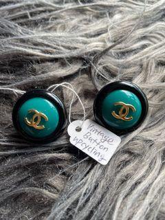 Affordable chanel button earring For Sale