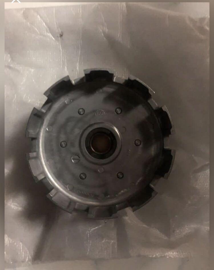 Y15/Y15zr Clutch Housing, Motorcycles, Motorcycle Accessories on Carousell