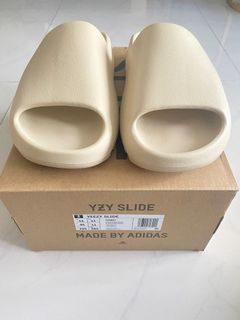 (Category: ) located in . Submitted by ibuyandsellshoes (Listing ID 1175722168, Image 1). Description: .