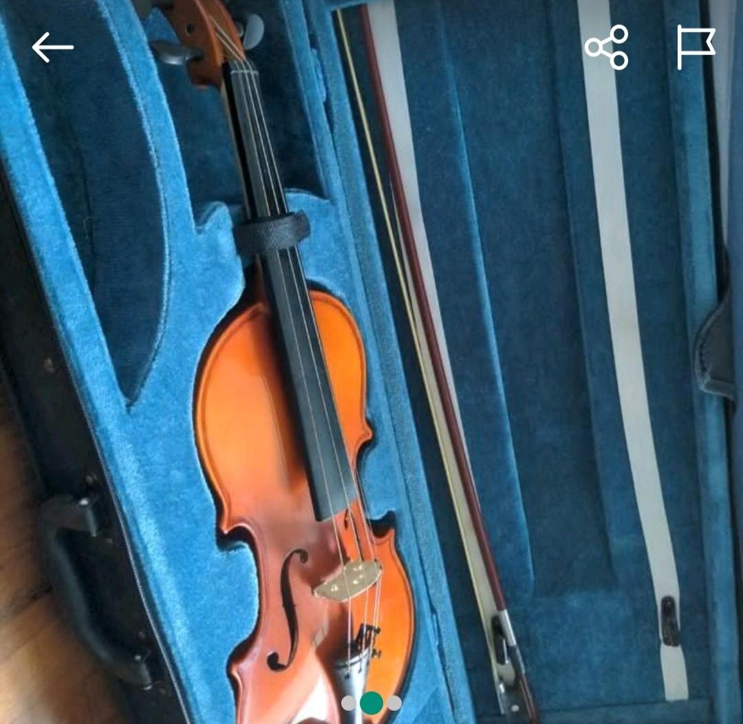 4/4 Basic Violin, Hobbies & Toys, Music & Media, Musical Instruments on
