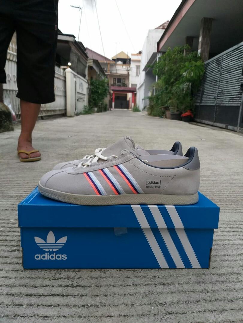 sepatu adidas trimm star