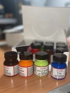 （分類：）位於 。 由 euniiiiiix 提交（商品編號 1170660933，圖片 1）。簡介： 。