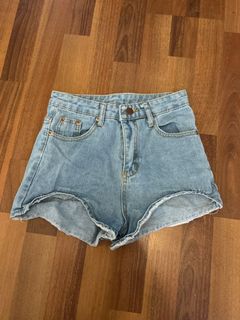 (Category: ) located in . Submitted by yuin2 (Listing ID 1170552597, Image 1). Description: .