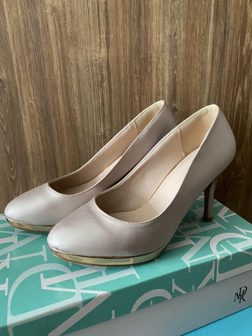 Champagne platform heels store