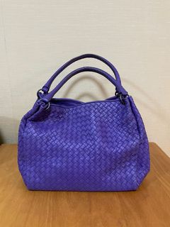 (Category: ) located in . Submitted by soleilshopee (Listing ID 1170621007, Image 1). Description: .