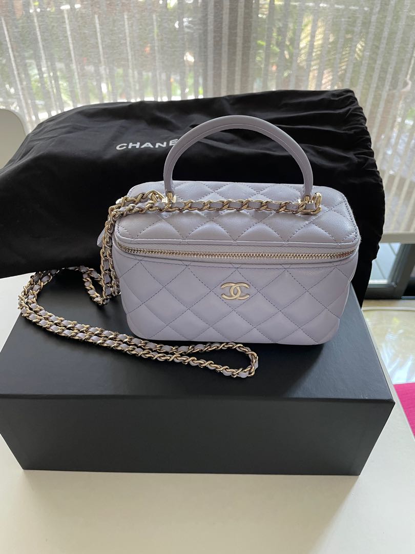 Chanel vanity sales case colors