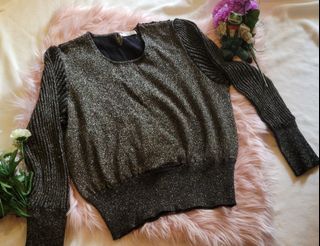 (Category: ) located in . Submitted by issa_wardrobe (Listing ID 1170484858, Image 1). Description: .