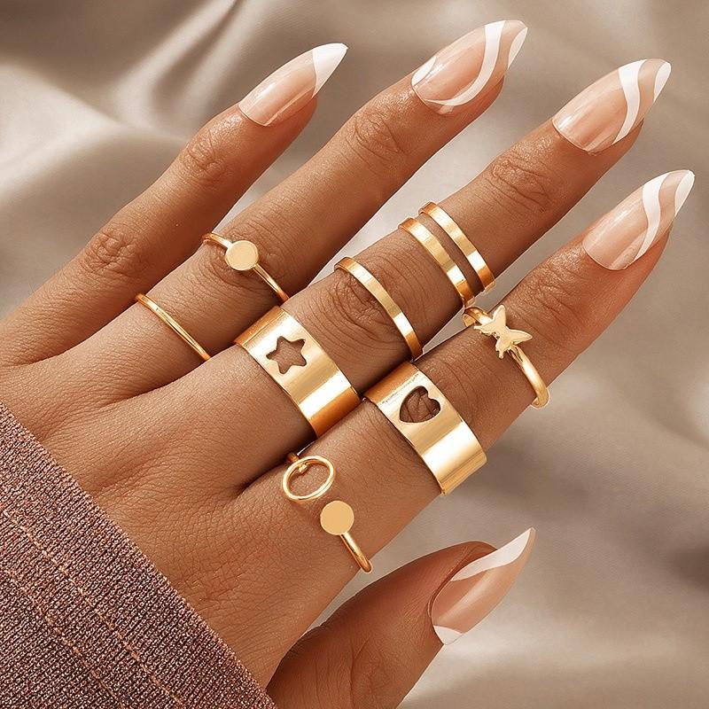 Gold pentagram ring hotsell