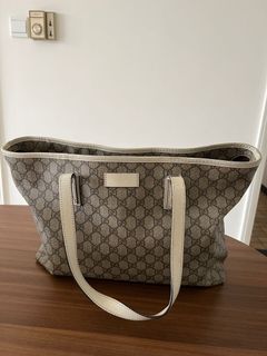 （分類：）位於 。 由 tylanit_closet 提交（商品編號 1170495341，圖片 1）。簡介： 。