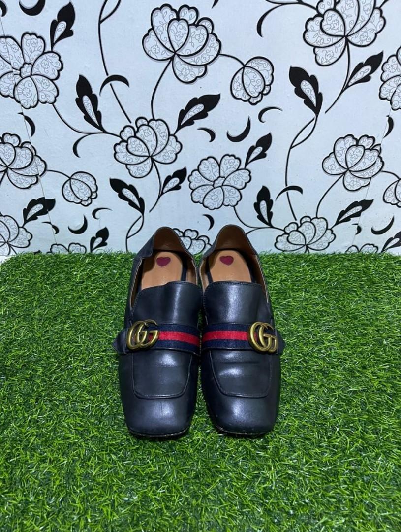 Gucci Loafers, Women's Fashion, Footwear, Flats & Sandals on Carousell