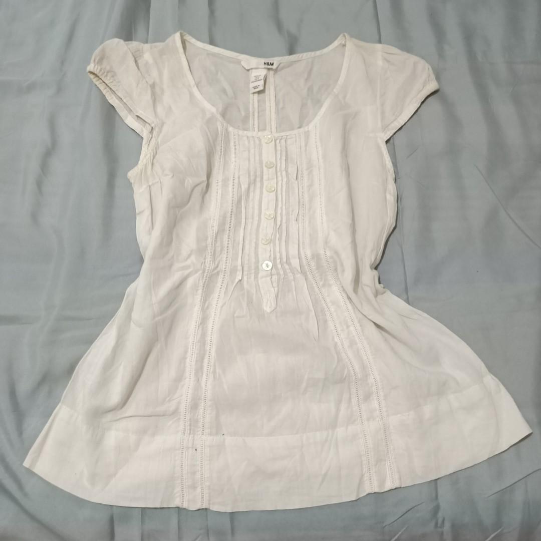 H&M coquette dainty y2k top, Women's Fashion, Tops, Blouses on Carousell