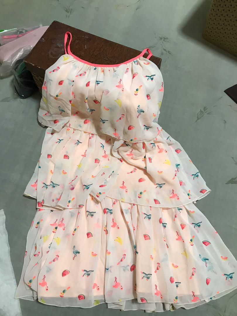 H&m flamingo deals dress