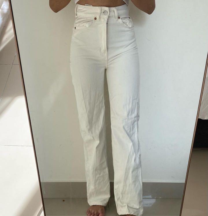 H M white wide high jeans Women s Fashion Bottoms Jeans