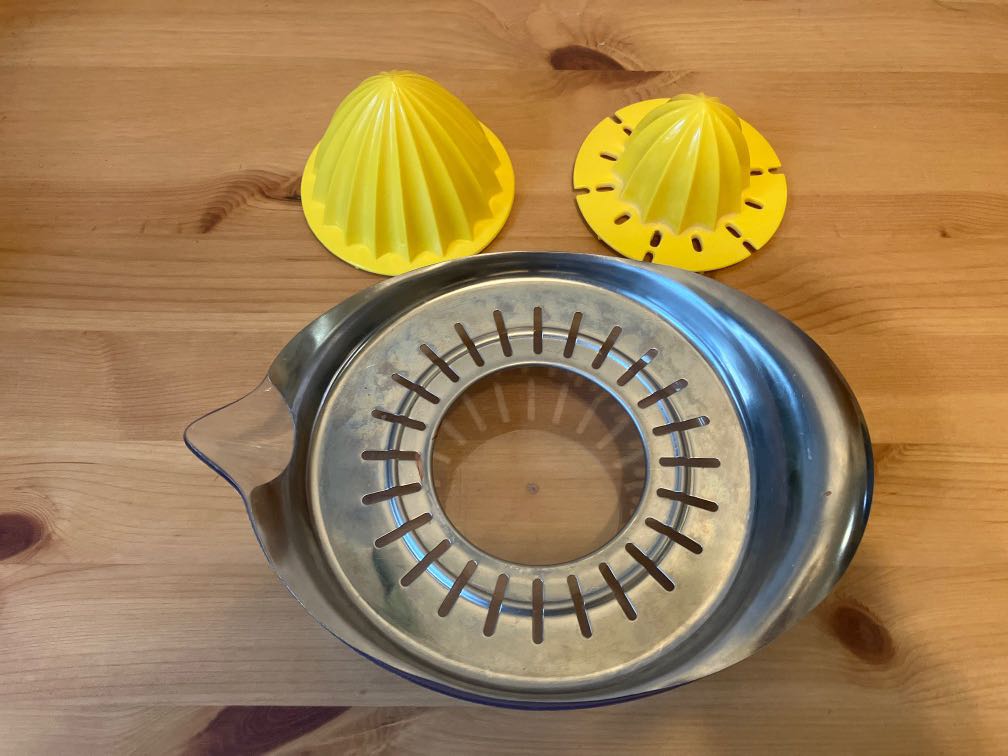 IKEA lemon & citrus juicer, 家庭電器, 廚房電器, 榨汁機及攪拌機 Carousell