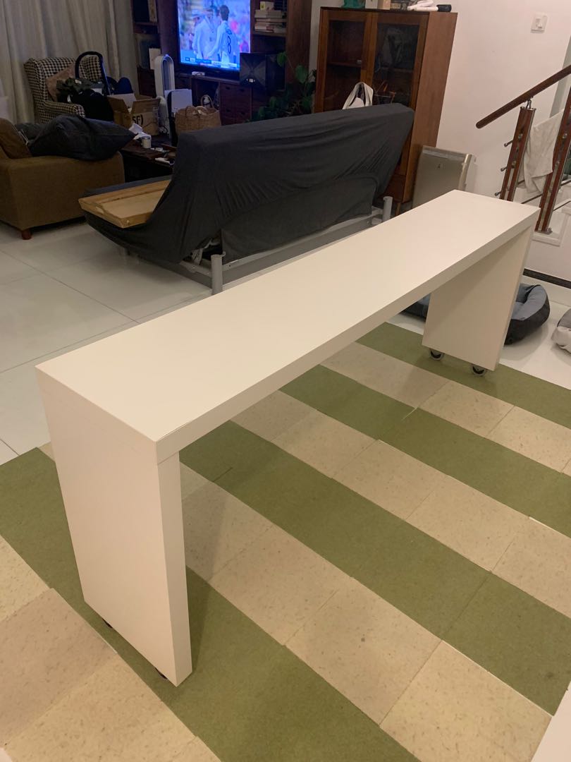 Ikea Malm over bed table with wheels, 傢俬＆家居, 傢俬, 其他家居傢俬 Carousell