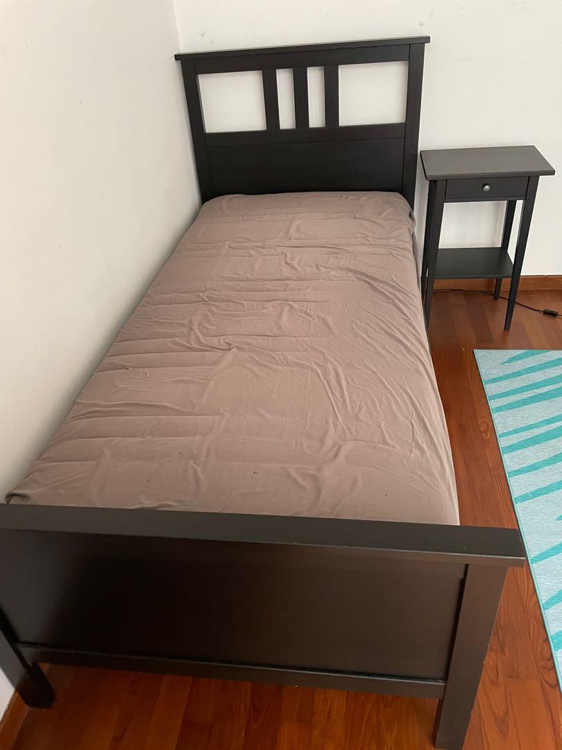 Black wooden single bed new arrivals