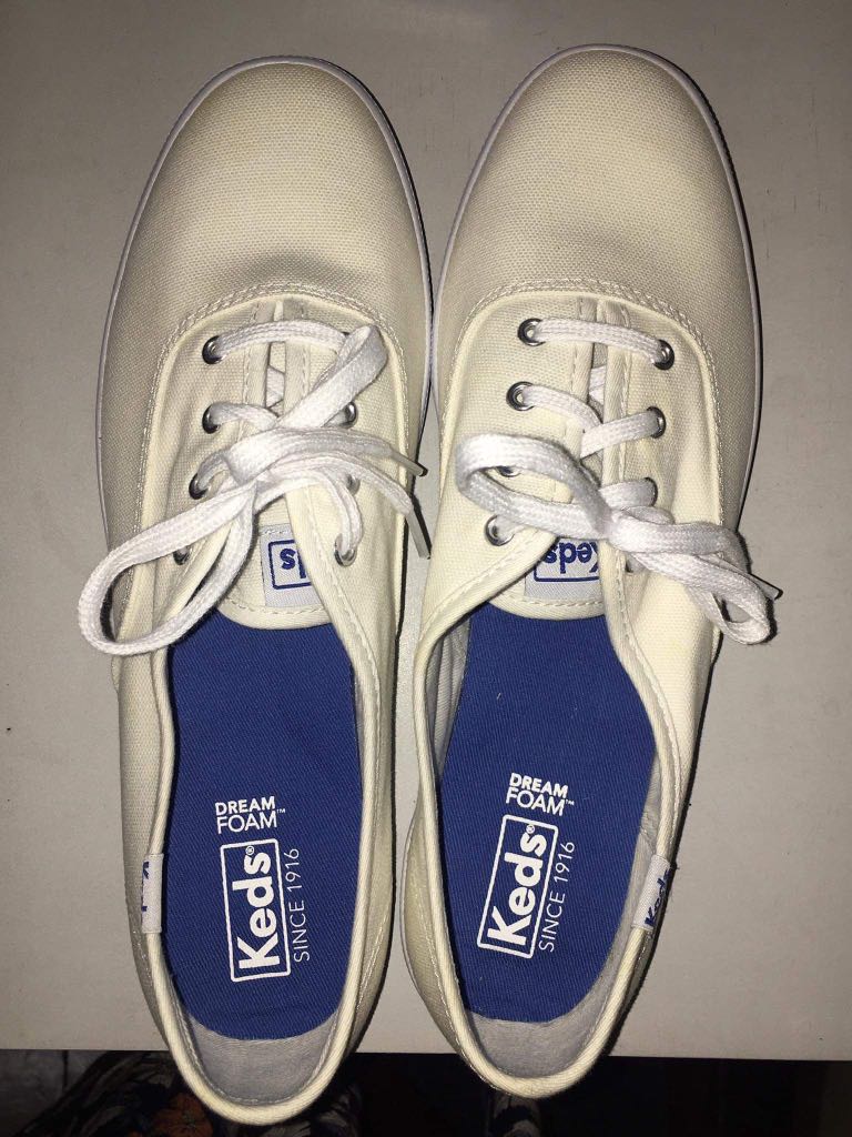 white keds size 5
