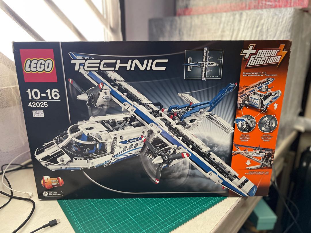 Lego technic discount 42025 cargo plane