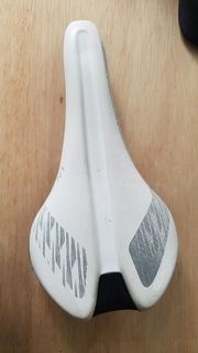 （分類：）位於 。 由 zoetsang123 提交（商品編號 1170535931，圖片 1）。簡介： 。