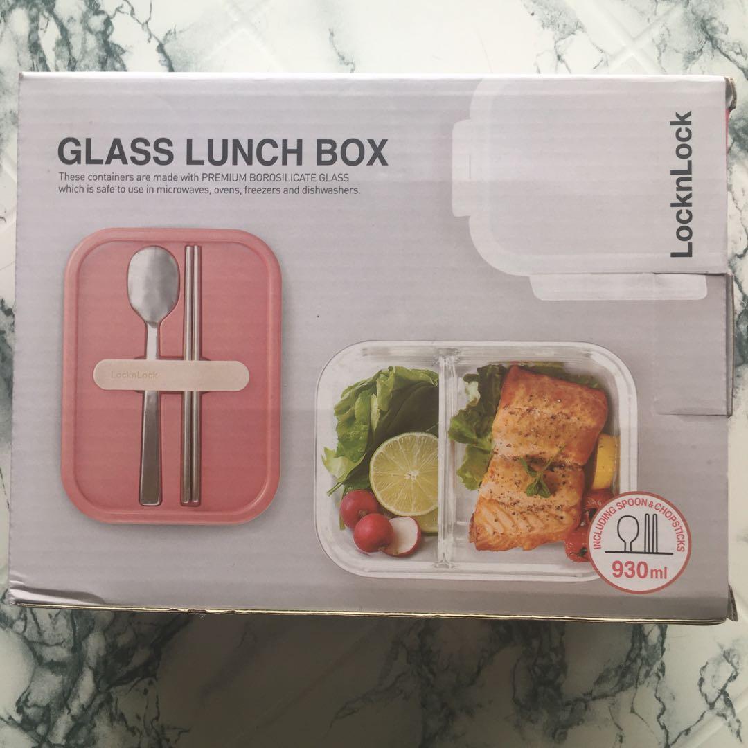 LocknLock glass lunch box (Category: Food Organization & Storage) located in Pasig City. Submitted by instawardrobe (Listing ID 1170485315, Image 2). Description: Made of premium borosilicate glass that is safe to use in microwaves, ovens, freezers, & dishwashers. Last price posted above. Send me a PM for more pictures. .
