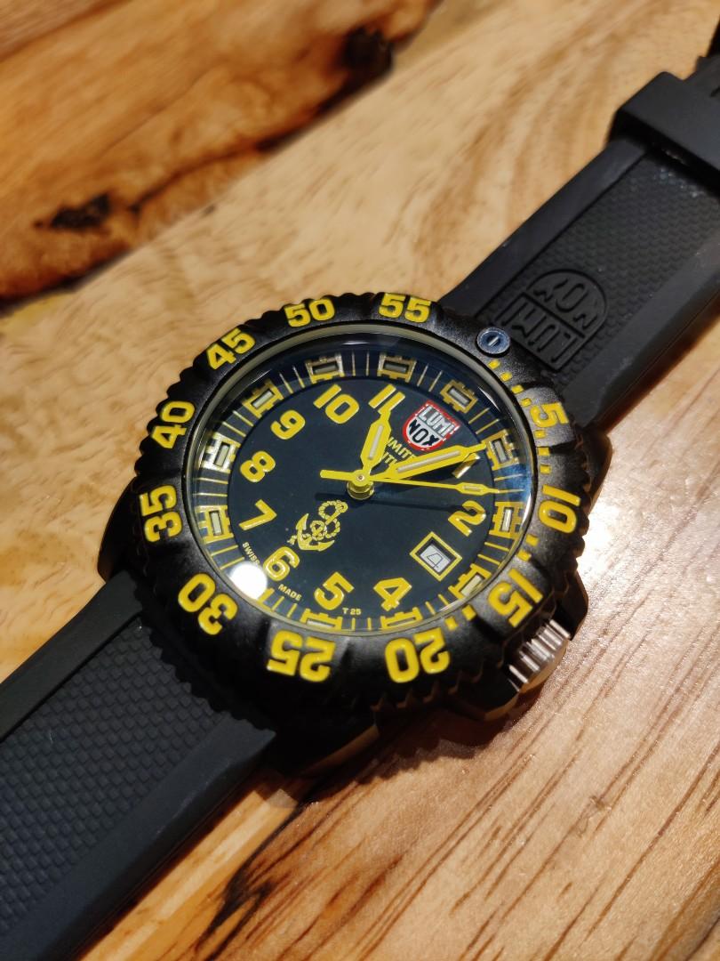 Luminox 3050 25th Anniversary Limited Edition Colourmark Men s