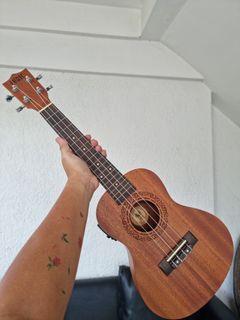 Lyric Concert Ukelele
