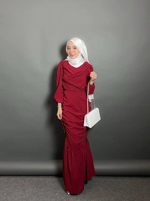 Maroon muslimah dress shop