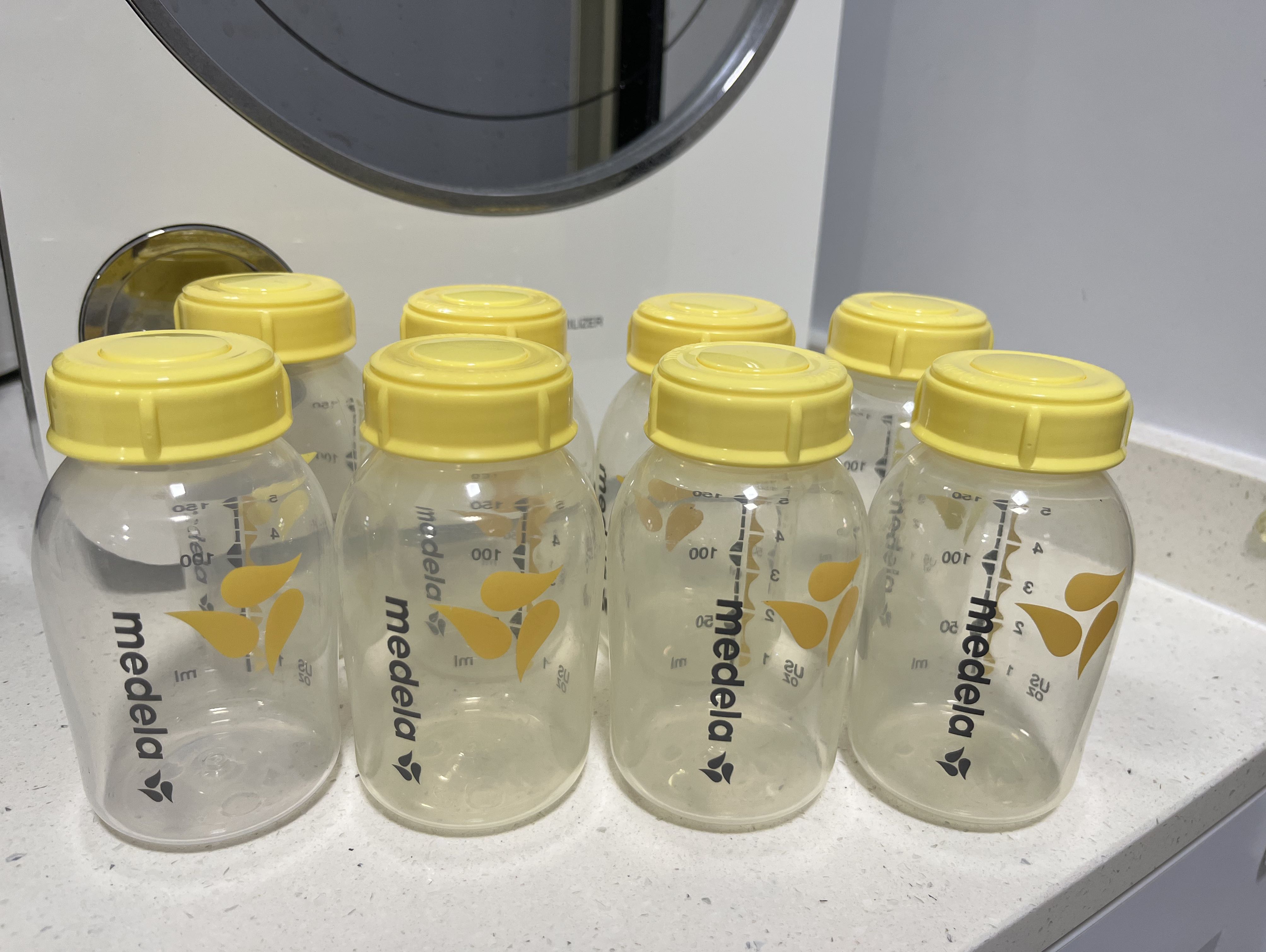 Medela Breast Milk Bottles 150ml X 8, Babies & Kids, Nursing & Feeding