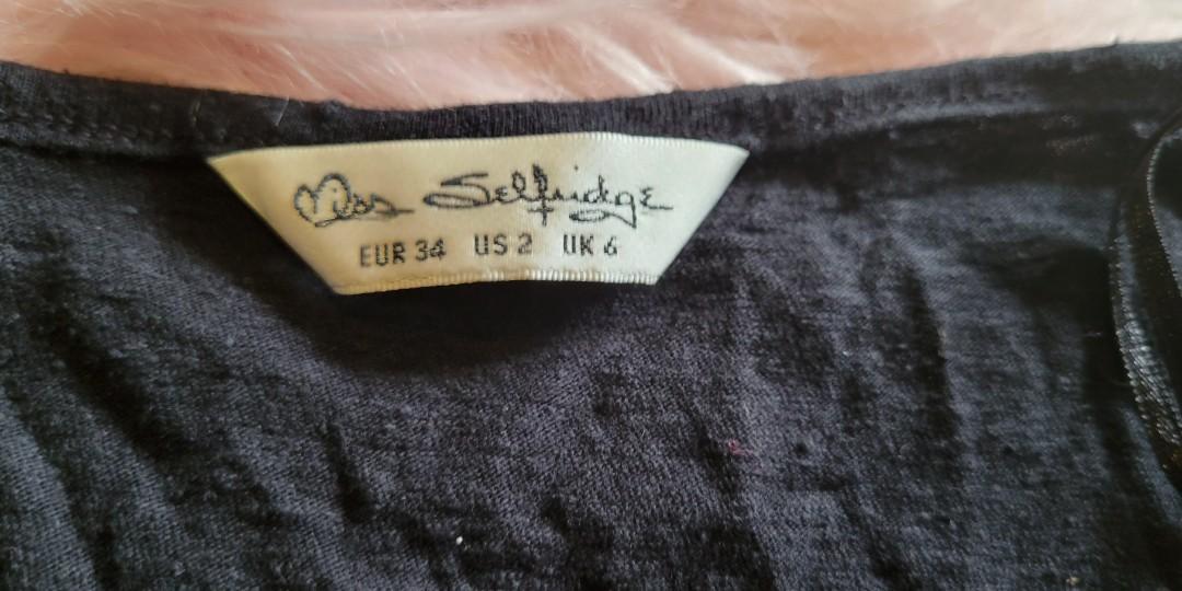 Miss Selfridge Boho Lace Top (Navy) (Category: Blouses) located in Antipolo. Submitted by issa_wardrobe (Listing ID 1170486853, Image 3). Description: Perfect for beach trips!! Payment: Gcash/Paypal/COD Rfs: Decluttering. Price is negotiable so feel free to message me :>.