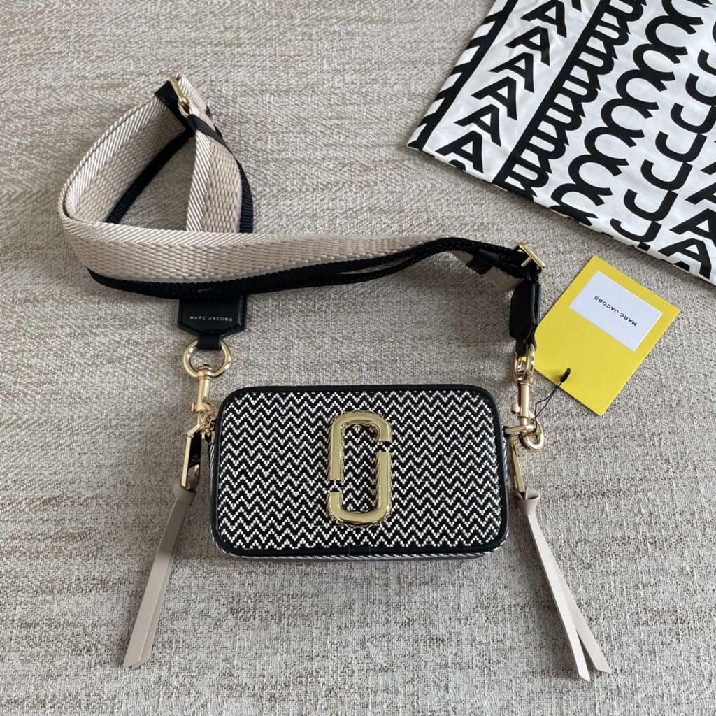 Marc Jacobs Snapshot Camera Bag (Black Multi), Women's Fashion, Bags &  Wallets, Cross-body Bags on Carousell