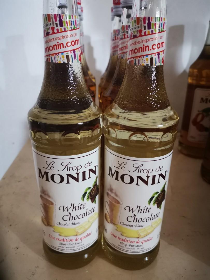 Monin White Chocolate Syrup 700ml (Category: Other Food & Drinks) located in San Mateo. Submitted by pmick (Listing ID 1170540923, Image 1). Description: Monin White Chocolate Syrup 700ml for Php590, now 520 n lng po. The rich, creamy, cocoa butter taste of white chocolate makes it a smooth, seductive favorite. Our White Chocolate Syrup perfectly complements and enhances other flavors. Creamy And Dreamy Monin White Chocolate Syrup adds rich delic