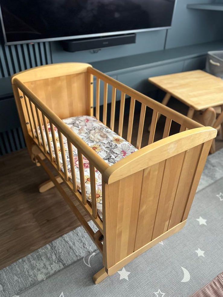 Mothercare Baby Cot / Crib (Glider), Babies & Kids, Baby Nursery & Kids Furniture, Cots & Cribs