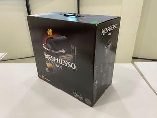 Nespresso Pixie Electric Titan