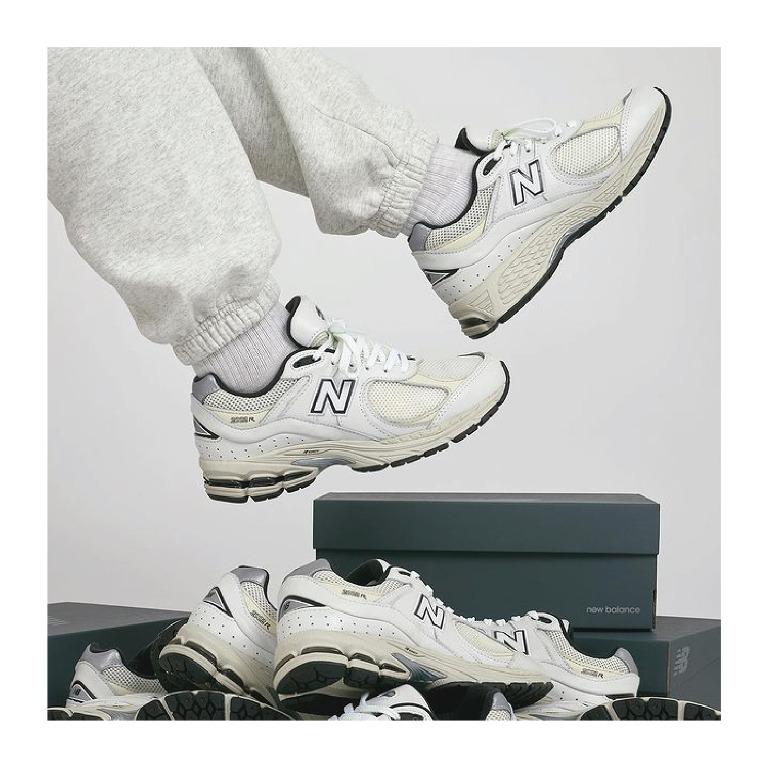 new balance 2002r atlas lemon haze