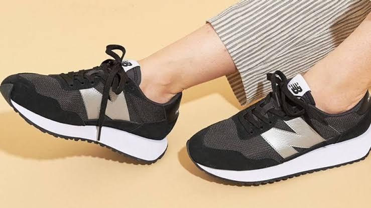 New Balance 237 W (Black), Women's Fashion, Footwear, Sneakers on Carousell