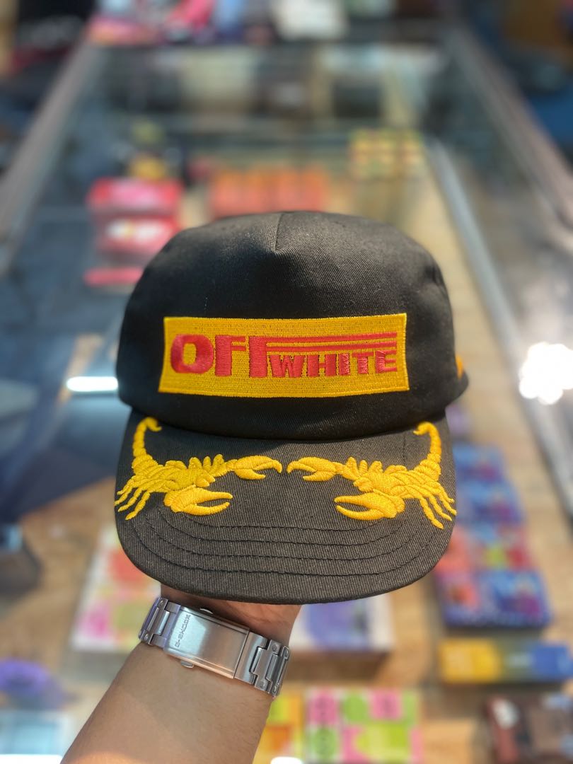 Off white deals cap sale