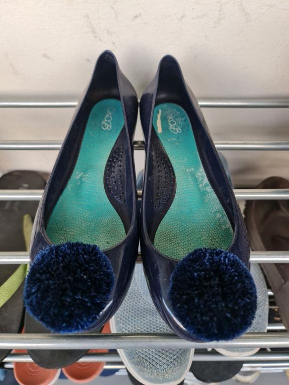 Oka b online ballet flats