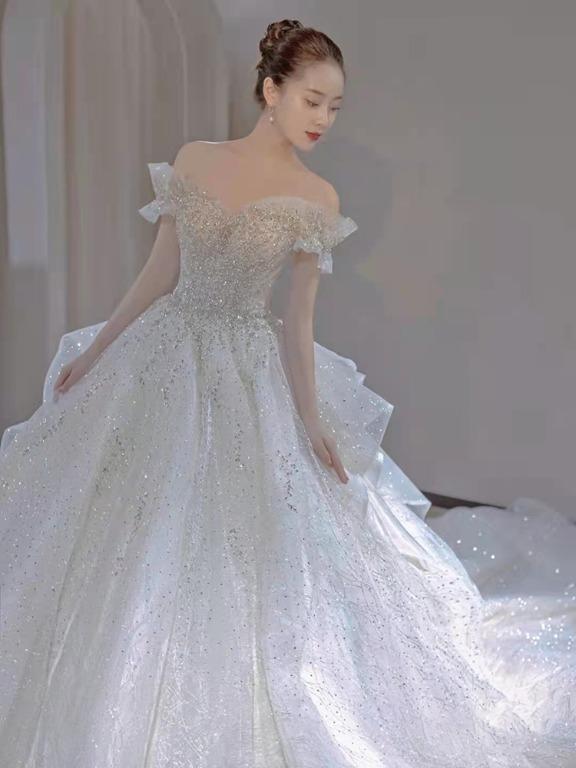 Frocks and gowns for wedding best sale