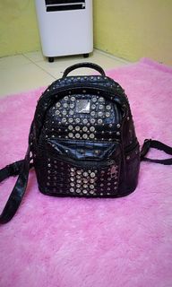 (Kategori: ) berada di . Dikirim oleh markaskhanda (ID iklan 1170641877, Gambar 1). Deskripsi: .