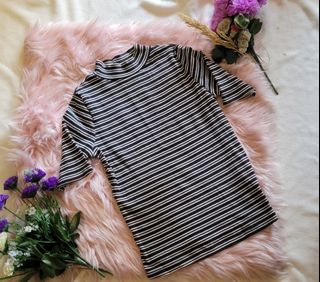 (Category: ) located in . Submitted by issa_wardrobe (Listing ID 1170485598, Image 1). Description: .