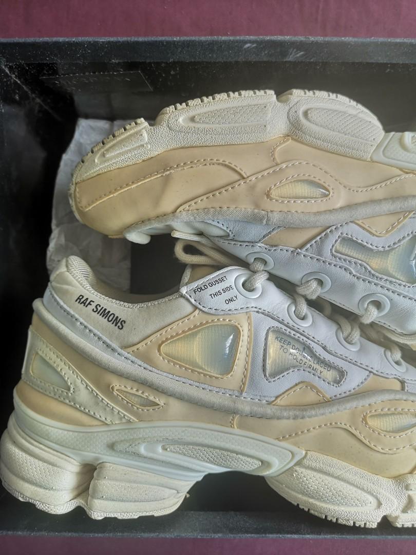 Raf simons hotsell ozweego 2 bunny