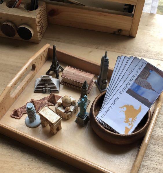 Safari Ltd Minifigure Around The World Toob - 679604 - Nuove In Magazzino
