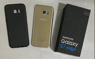Samsung Galaxy S7 Edge Gold 32GB w/ Oculus VR