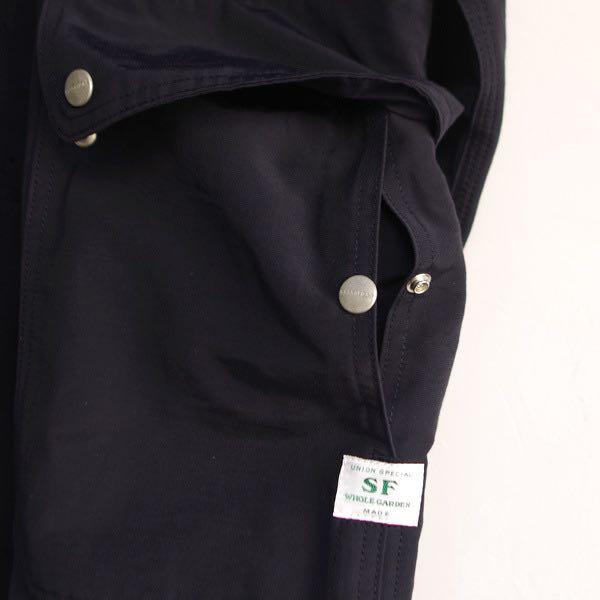 Sassafras leaf bud coat top
