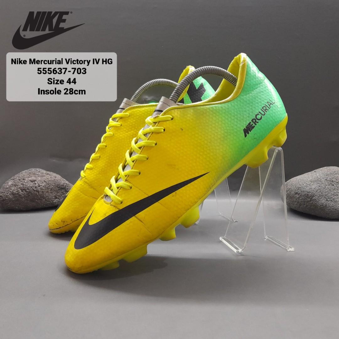 Sepatu bola nike hotsell mercurial victory